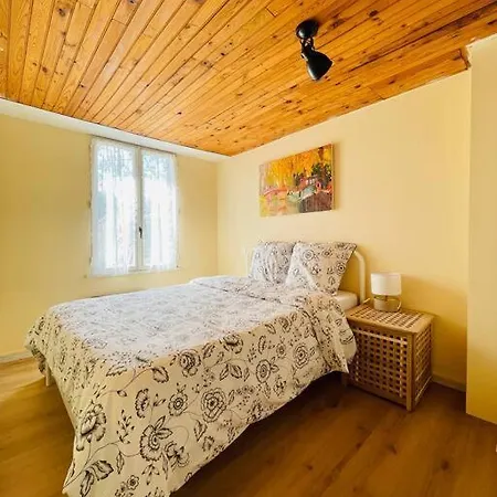 Chez-yu Au Pied De La Cite