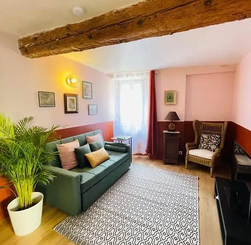 Chez-yu Au Pied De La Cite * Каркассон