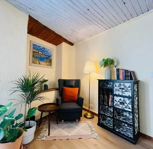 Chez-yu Au Pied De La Cite Carcassonne