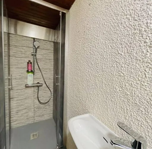 Chez-yu Au Pied De La Cite *