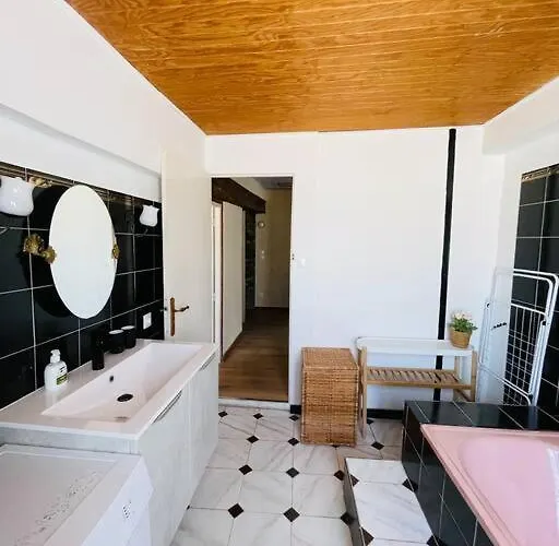 Chez-yu Au Pied De La Cite Вилла Каркассон